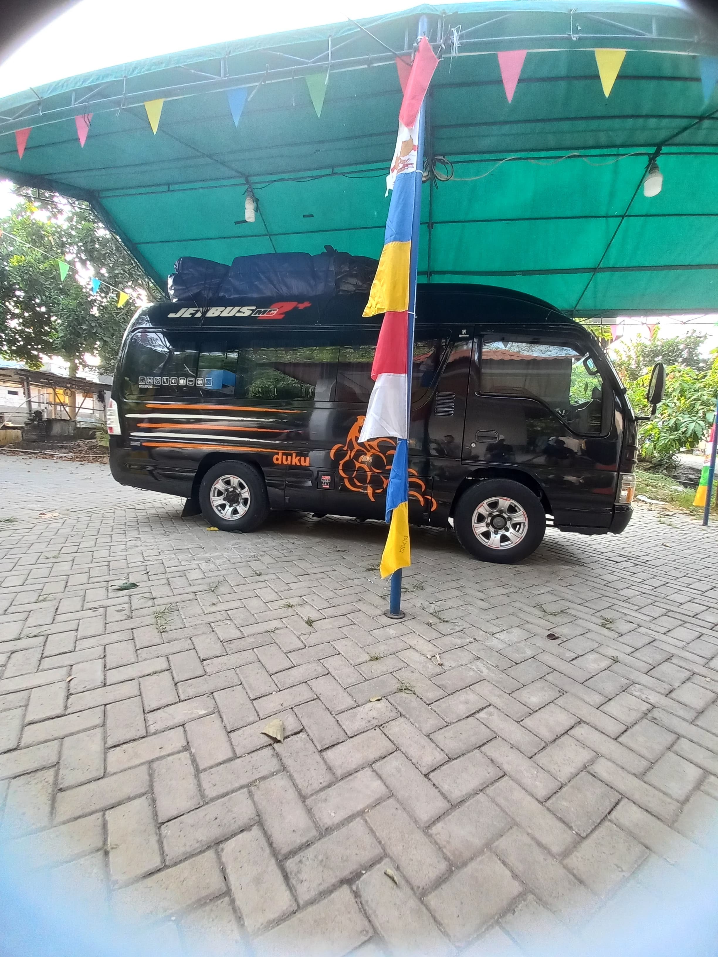 Armada Tiba di Penjemputan | sewa elf tangerang lubuk linggau