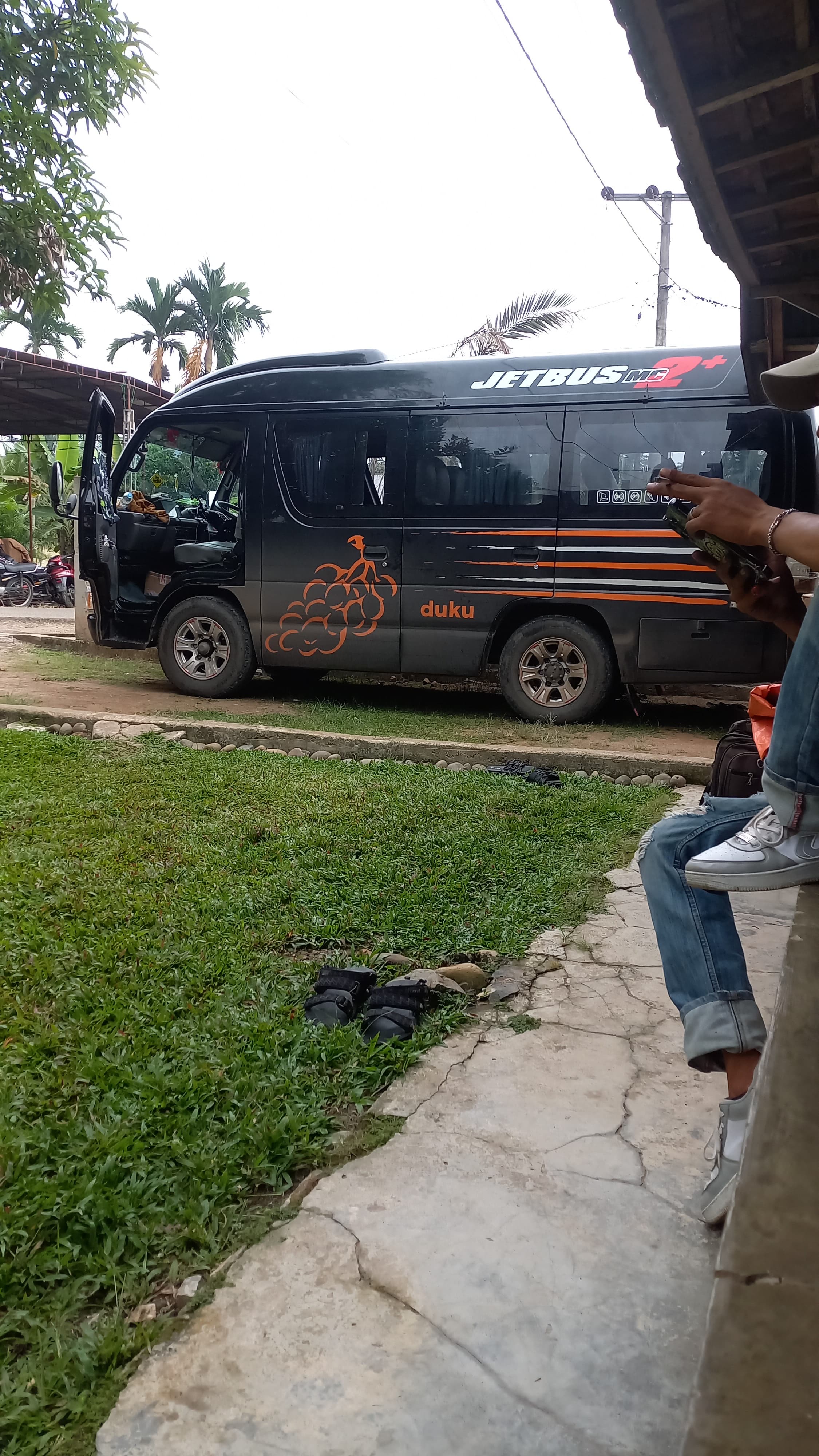 Armada Tiba di Lokasi Tujuan Desa Megang Sakti Musi Rawas | sewa elf tangerang lubuk linggau