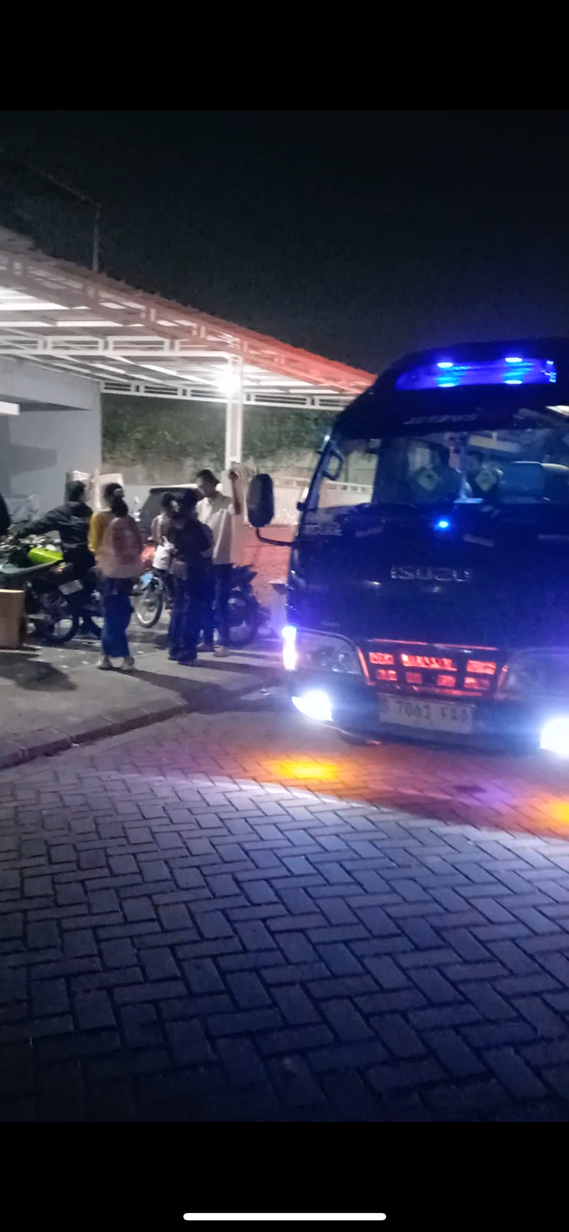 Sewa elf tangerang | Perjalanan Sepatan - Karawaci | Lomba Agustus